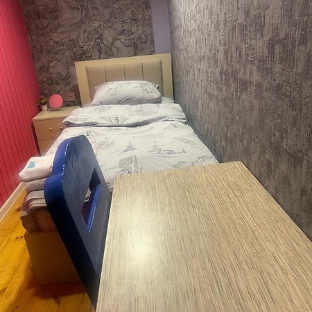 Cth-Baku-Hostel Екстер'єр фото